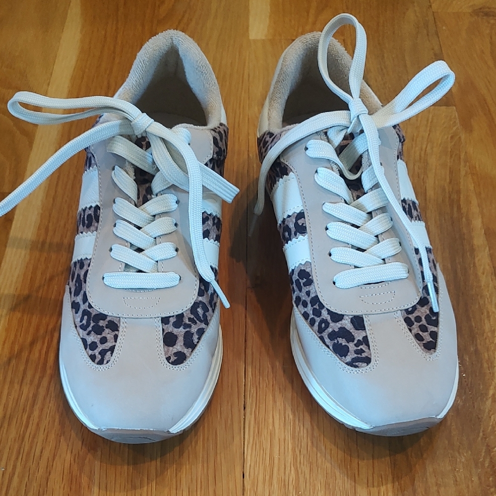 Dolce Vita Leopard Print Women's Sneakers
